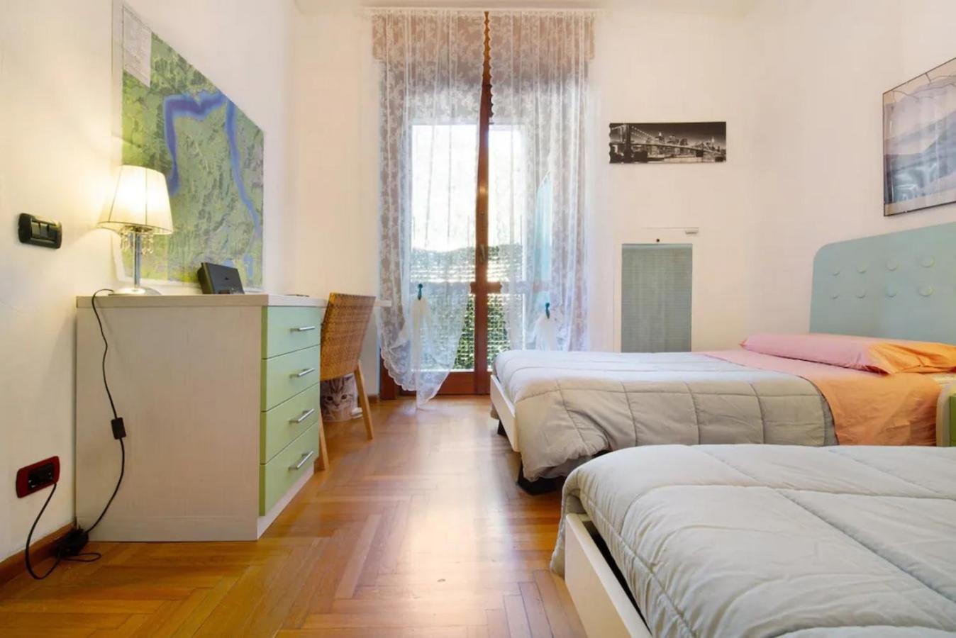 Appartamento House Of Roses Con Vista Duomo كومو المظهر الخارجي الصورة