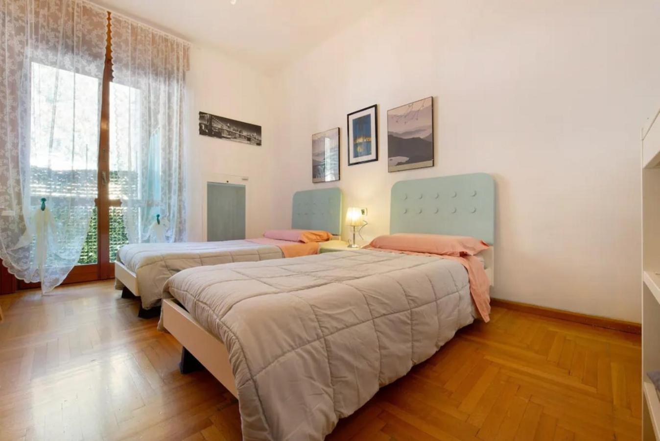 Appartamento House Of Roses Con Vista Duomo كومو المظهر الخارجي الصورة